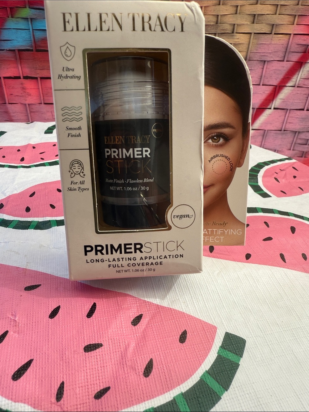 Ellen Tracy Primer Stick - Matte Finish - Flawless Blend